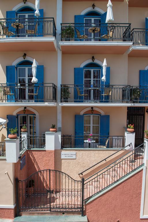 Maria Studios Poros Town Exterior photo